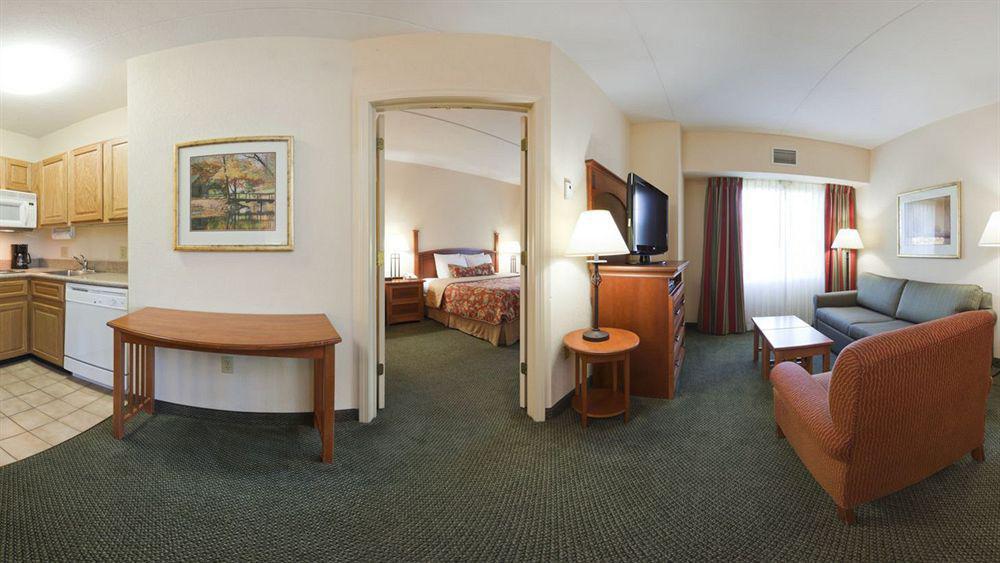 Homewood Suites By Hilton Eatontown Exterior foto